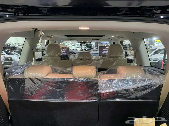 نيسان باترول بلاتنيوم 2025 اسود توين تربو خليجي عماني 40