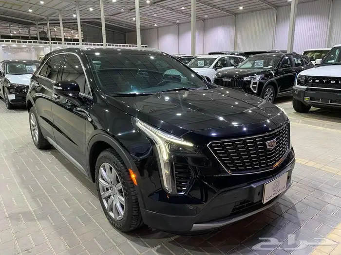 كاديلاك اكس تي 4 موديل 2023 اسود فل سعودي ماشيه 20 الف كم 41