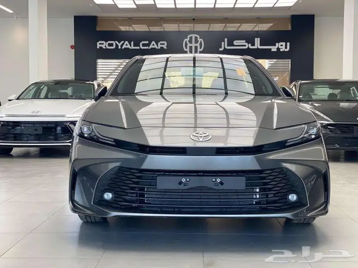 تايوتا كامري 2025E 2