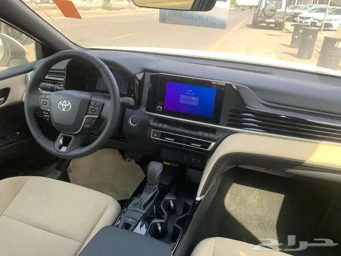 تويوتا كامرى LE موديل 2025 22