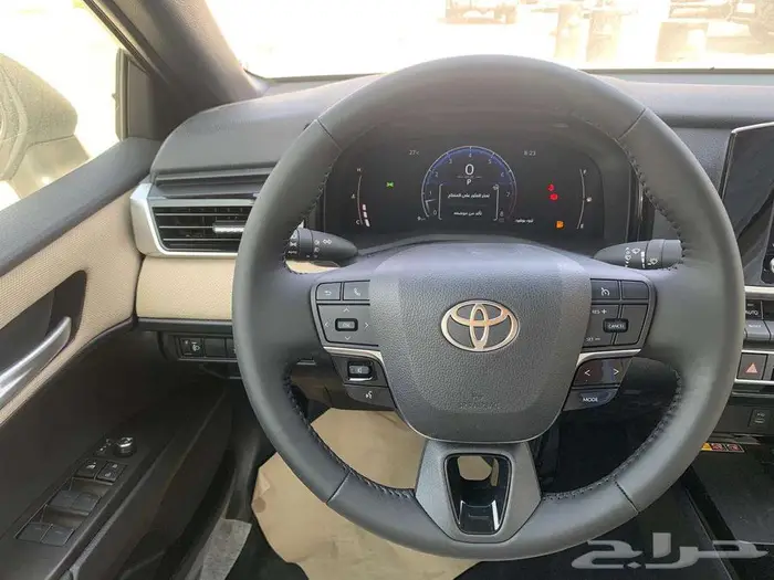 تويوتا كامرى LE موديل 2025 16