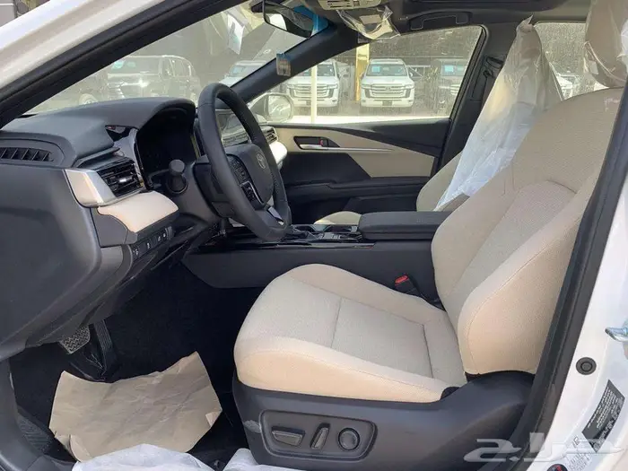 تويوتا كامرى LE موديل 2025 21