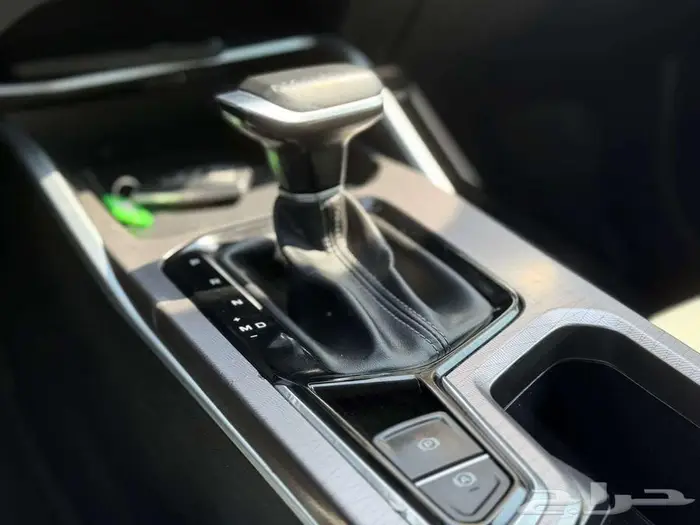 جيلي ام جراند 7 نص فل موديل 2023 كاش و اقساط 13