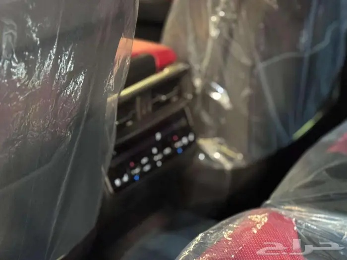 لكزس اف سيورت بريمي 2025 15