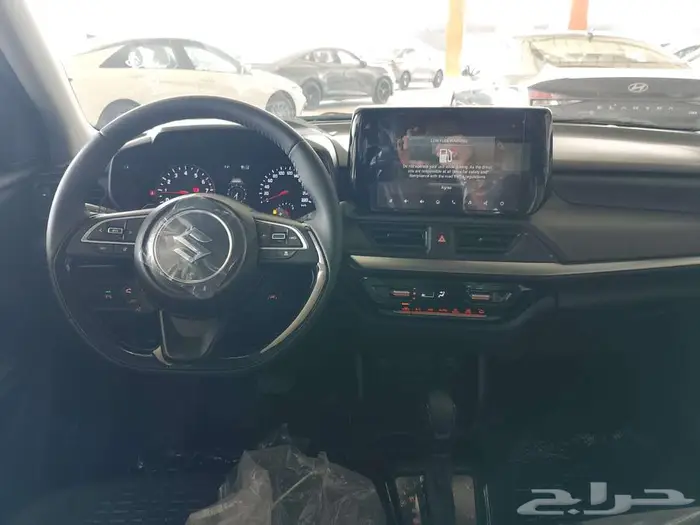 سوزوكي سويفت GLX موديل 2025 4