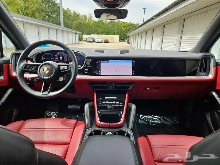 2025 Porsche Cayenne Base 6