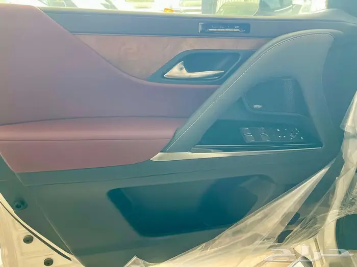 لكزس LX600 BB موديل 2025 عماني 11
