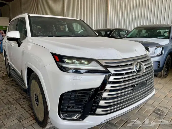 لكزس LX600 BB موديل 2025 عماني 2