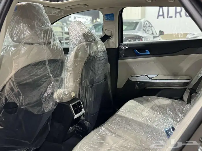 كيا K5 ستاندر مطور فتحه سقف 2025 (عروض خاصه ) 4