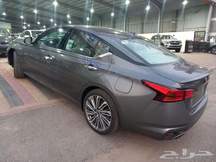 نيسان ألتيما نص فل SV موديل 2026 2