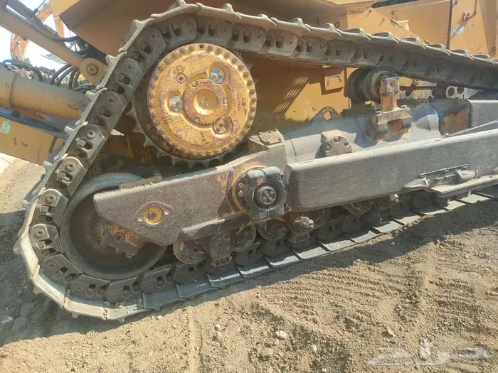 تراكتور كتربيللر D9R سنه الصنع 2010 للبيع فى الرياض 7