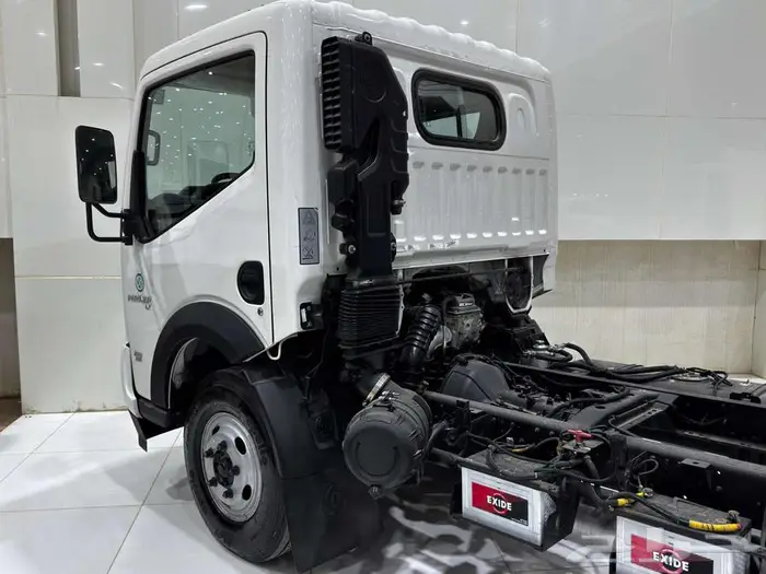 دينا 4 طن و 6 طن اشوك ليلاند 2023 الضمان الذهبي 6