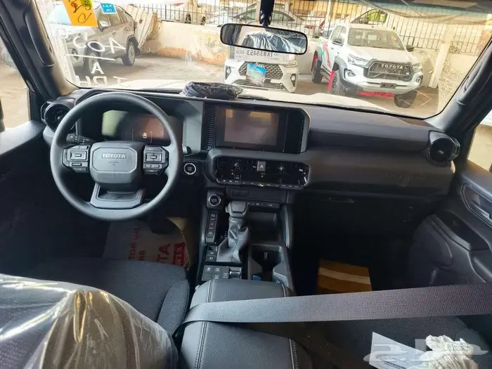 تويوتا برادو تي اكس 2 اسود بنزين 2026 خصم خاص 2