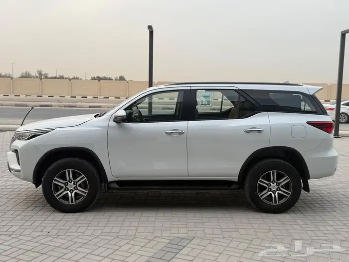 تويوتا فورتشنر 2023 مخزن 6 سرندل VX 8