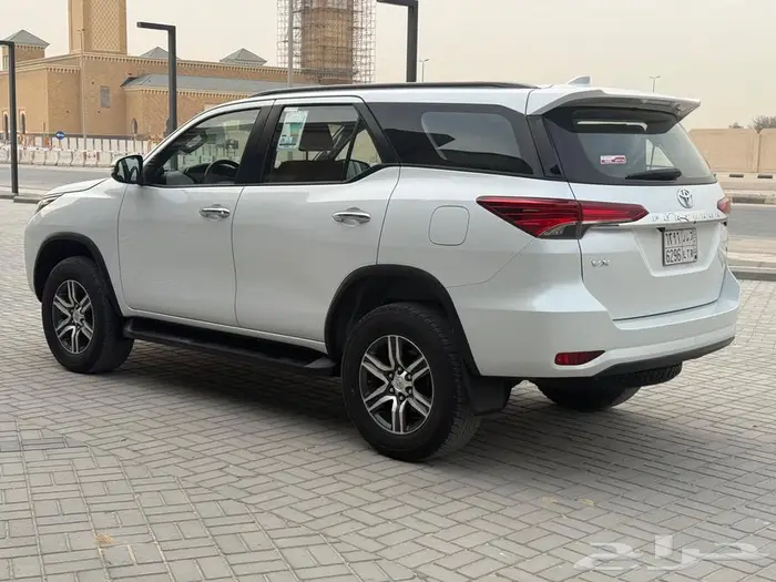 تويوتا فورتشنر 2023 مخزن 6 سرندل VX 4