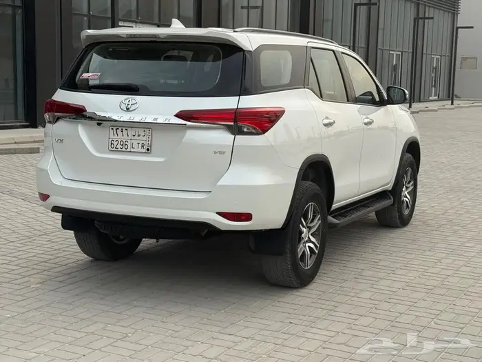 تويوتا فورتشنر 2023 مخزن 6 سرندل VX 13