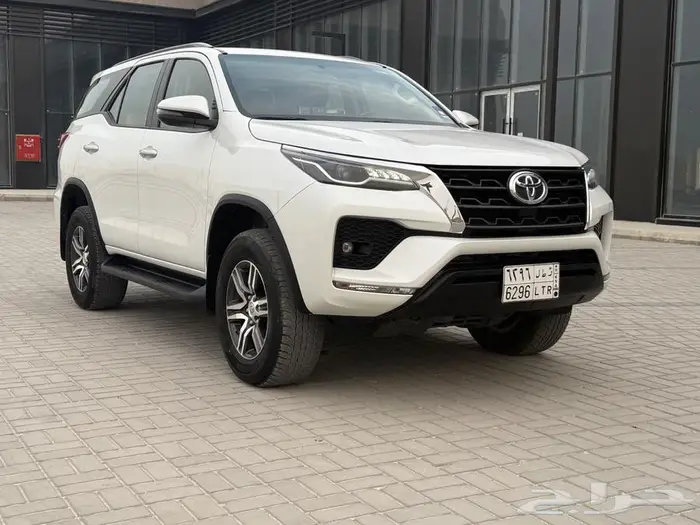 تويوتا فورتشنر 2023 مخزن 6 سرندل VX 20