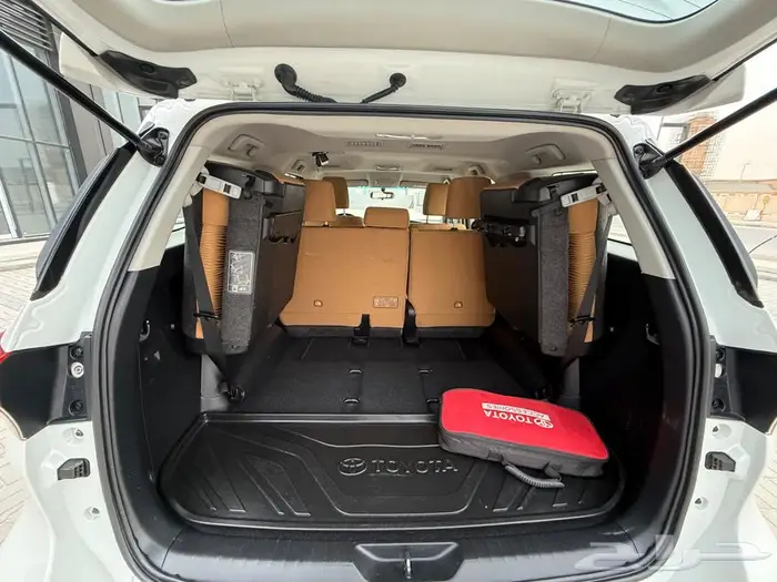 تويوتا فورتشنر 2023 مخزن 6 سرندل VX 22