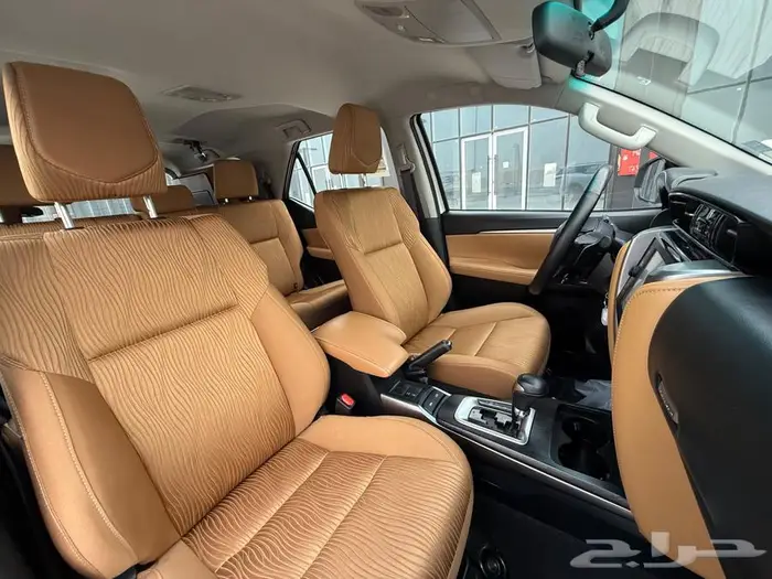 تويوتا فورتشنر 2023 مخزن 6 سرندل VX 34