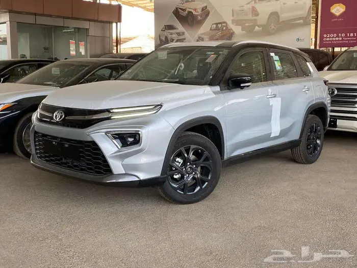 اوربان GLXفل كامل لون فضي 2026 متوفر لدى معرض الفريدي 0