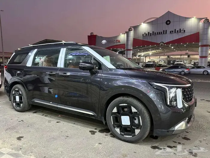 كيا كرنفال فل كامل موديل 2025 اقساط او كاش 0