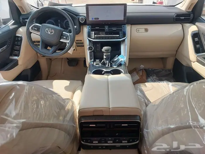 تويوتا لاندكروزر VXR بنزين 2026 سعودي 1