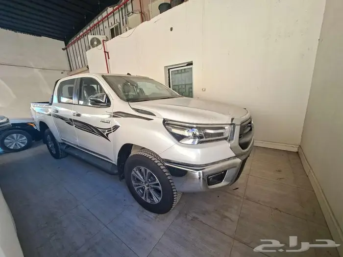 هايلوكس غمارتين S-GLX اوتوماتيك بنزين 2025 0