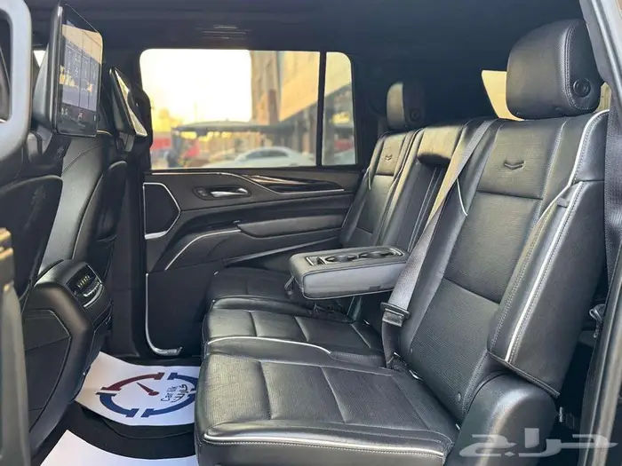 كاديلاك اسكاليد 2021 11