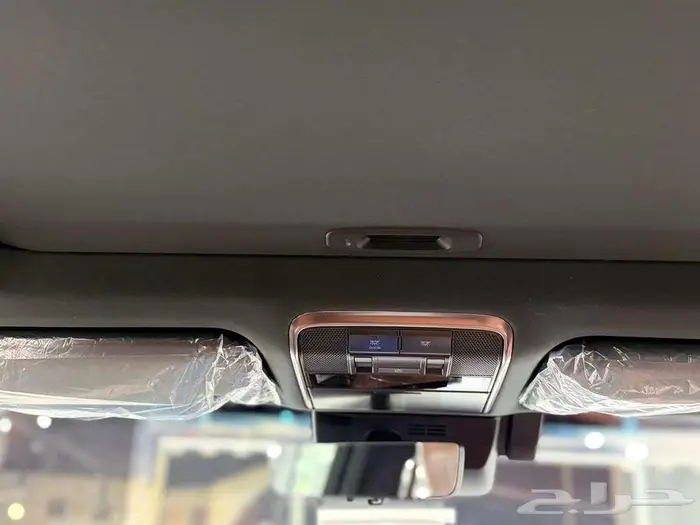 لكزس LX 600 بريمي VIP ابيض بلاك ادشن داخل - جملي2025 7