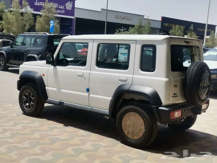 متوفر سوزوكي جمني4أبواب- موديل 2025 - سعودى 4