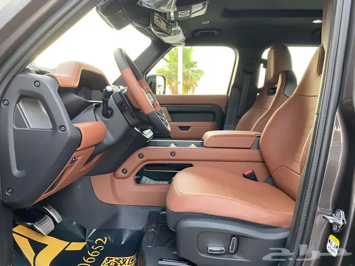 لاندروفر ديفندر اوكتا 2025 عرض يكسر السوق 14