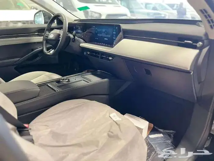 فورد امبيانتي وتريند وتيتانيوم 2026 14