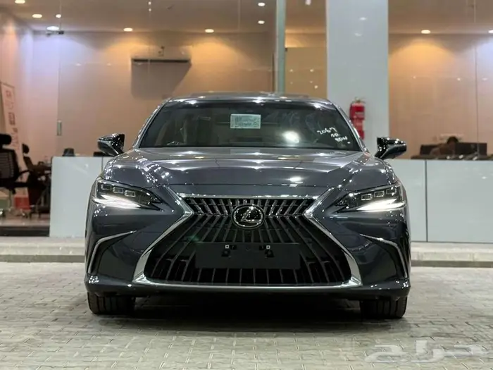 لكزس ES 300 HH موديل 2025 - عرض نهاية العام 224000 0