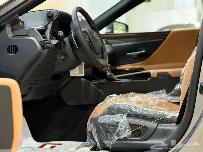 لكزس ES 300 HH موديل 2025 - عرض نهاية العام 224000 26