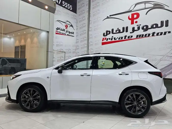 لكزس NX350 F سبورت - موديل 2022 فل كامل 11