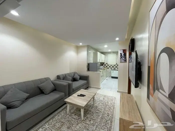 شقة فاخرة مؤثثة للإيجار الشهري والسنوي في جدة حي الروضة 2