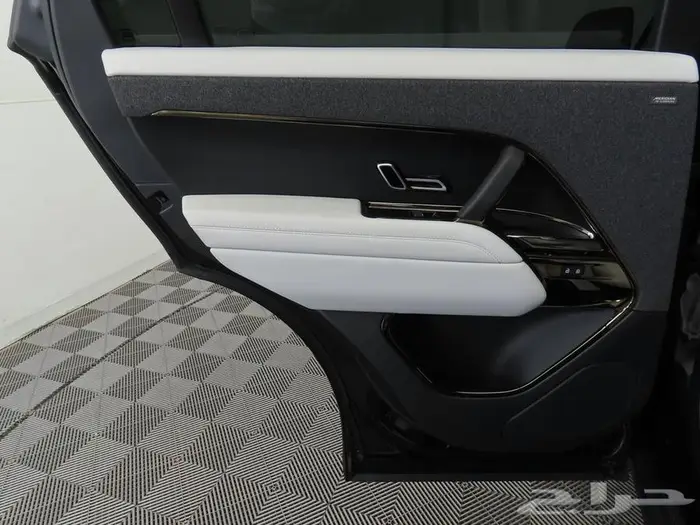 رنج روفر سبورت 2024 من نفس الوكالة قسم المستخدم لقطة 13