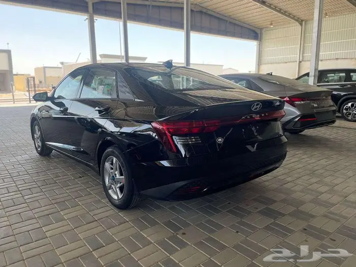 هيونداي اكسنت فليت ستاندر 2026 كاش واقساط اسود داخلي بني 1