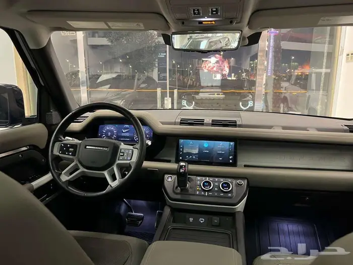 ديفندر 110-SE - موديل 2020 ب 240 الف 4