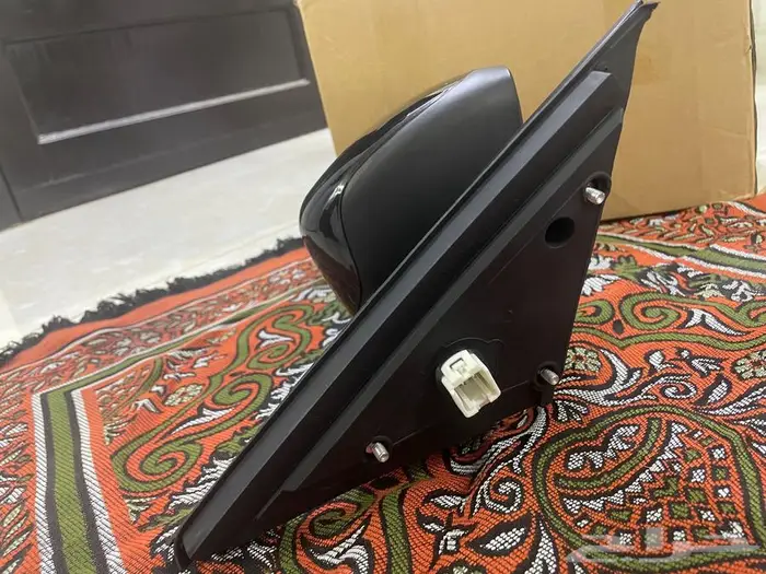 مراية يمين لهوندا اكورد من 2008الى 12وممكن تركب على ال13 1