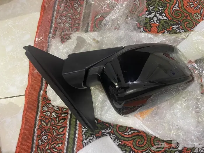 مراية يمين لهوندا اكورد من 2008الى 12وممكن تركب على ال13 3