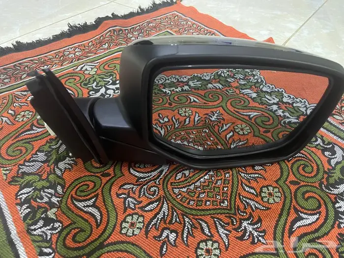 مراية يمين لهوندا اكورد من 2008الى 12وممكن تركب على ال13 8