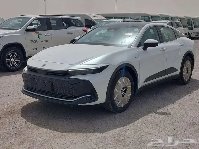 تويوتا كراون بريميوم (تيتانيوم) موديل 2026 كاش واقساط 0