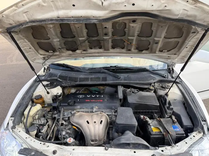 كامري 2009 نظيفة ومجددة للبيع GL 5