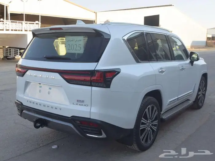 لكزس BB LX600 2025 سعودي ابيض كاش واقساط 6