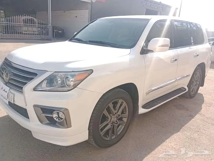 لكزس ال اس 570 موديل 2014 2