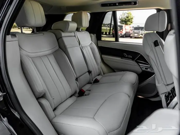 رنج روفر فوج 2024 ممشى خفيف لقطة اربع عدسات امامية 17