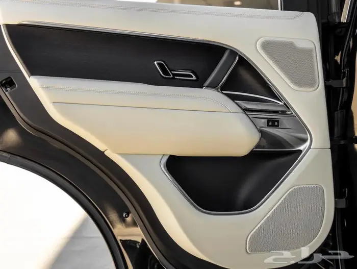 رنج روفر فوج 2024 ممشى خفيف لقطة اربع عدسات امامية 14