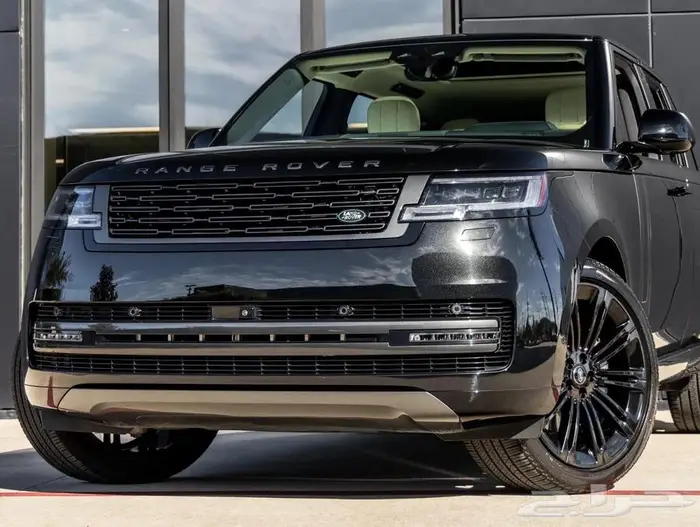 رنج روفر فوج 2024 ممشى خفيف لقطة اربع عدسات امامية 2