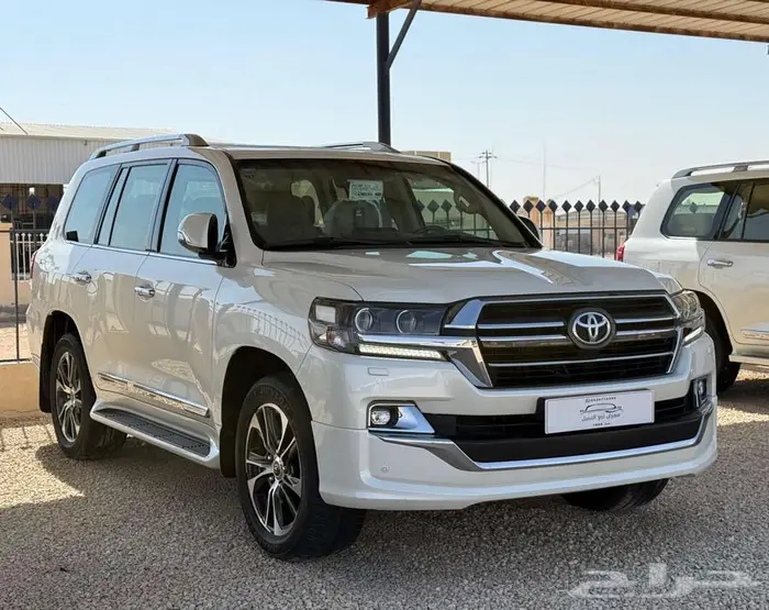 لاندكروزر جي اكس ار 2020 تورنق سعودي 1